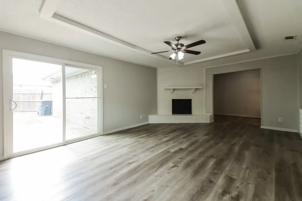 4804 Berridge Lane Dallas TX 75227