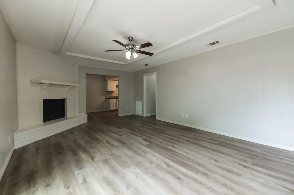 4804 Berridge Lane Dallas TX 75227