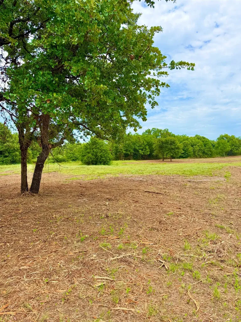 735 County Road 3848 Poolville TX 76487