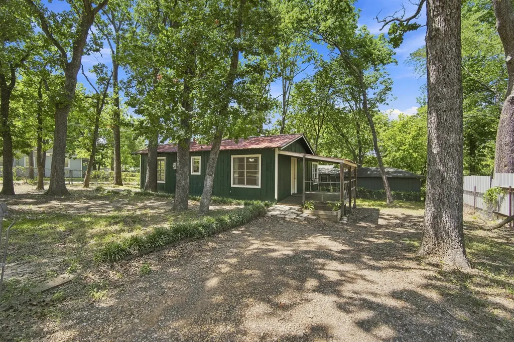 1408 Kanakoa Drive N Tool TX 75143