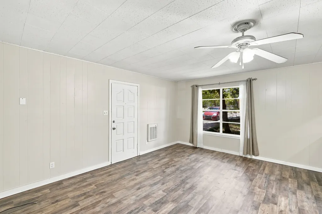 1408 Kanakoa Drive N Tool TX 75143