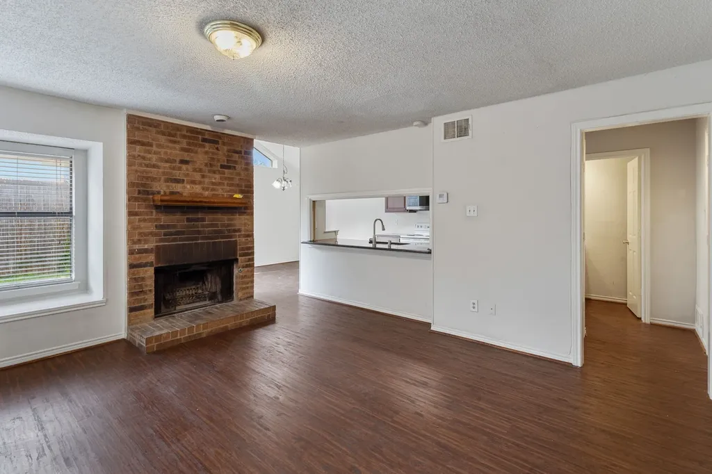 3411 Taurus Drive Garland TX 75044