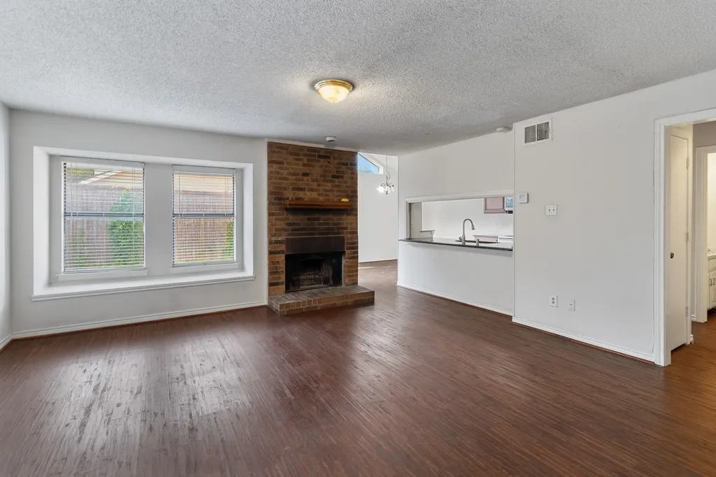 3411 Taurus Drive Garland TX 75044