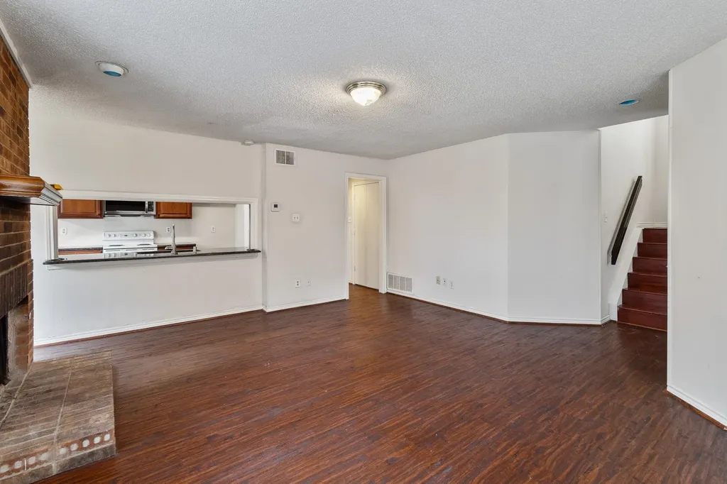 3411 Taurus Drive Garland TX 75044