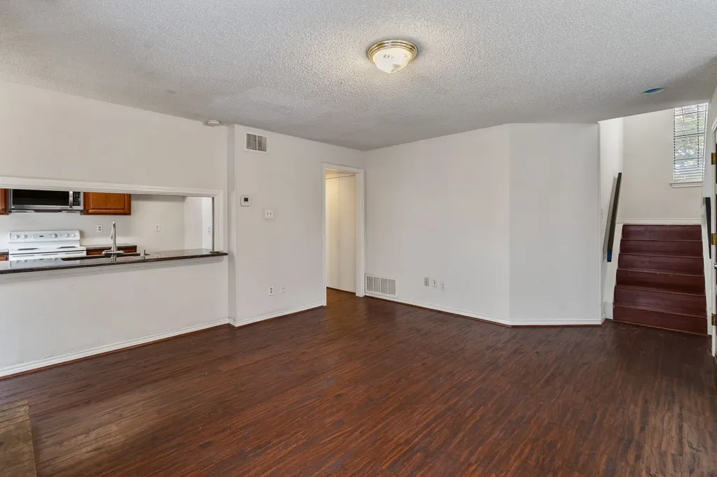 3411 Taurus Drive Garland TX 75044