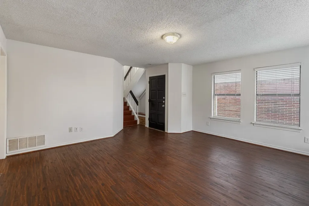 3411 Taurus Drive Garland TX 75044