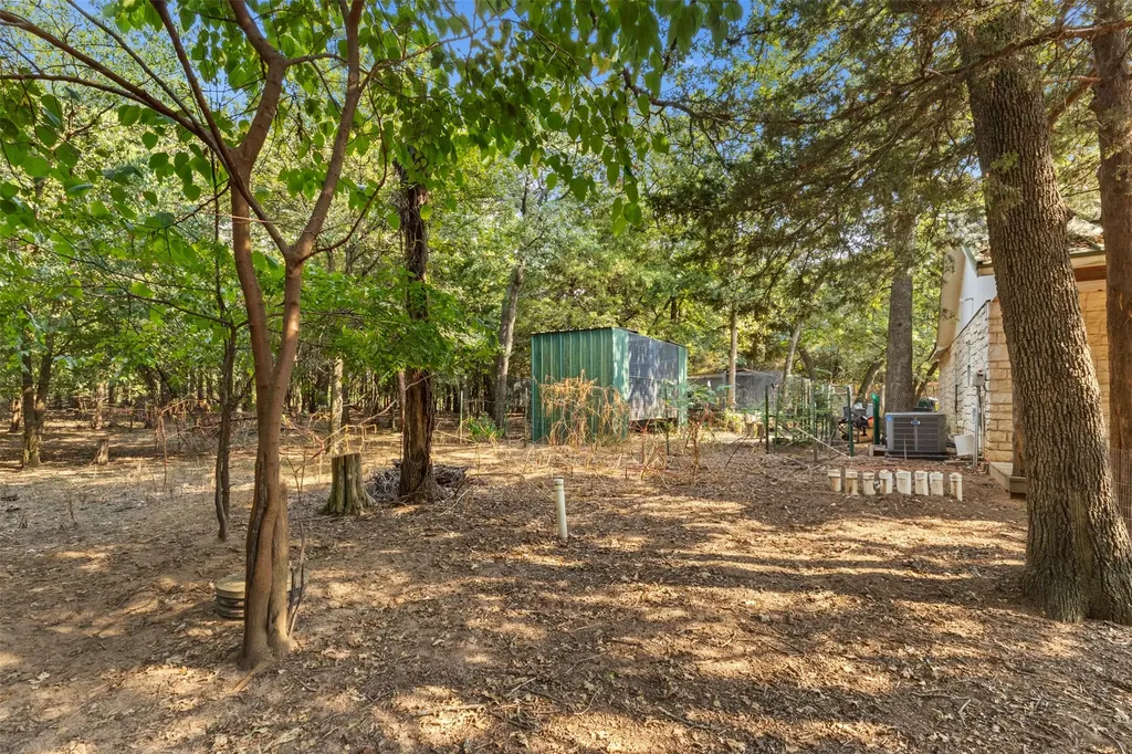 488 County Road 217 Collinsville TX 76233