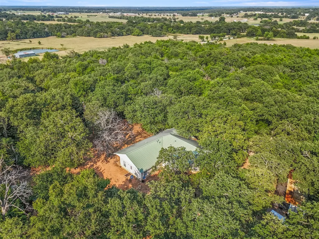 488 County Road 217 Collinsville TX 76233