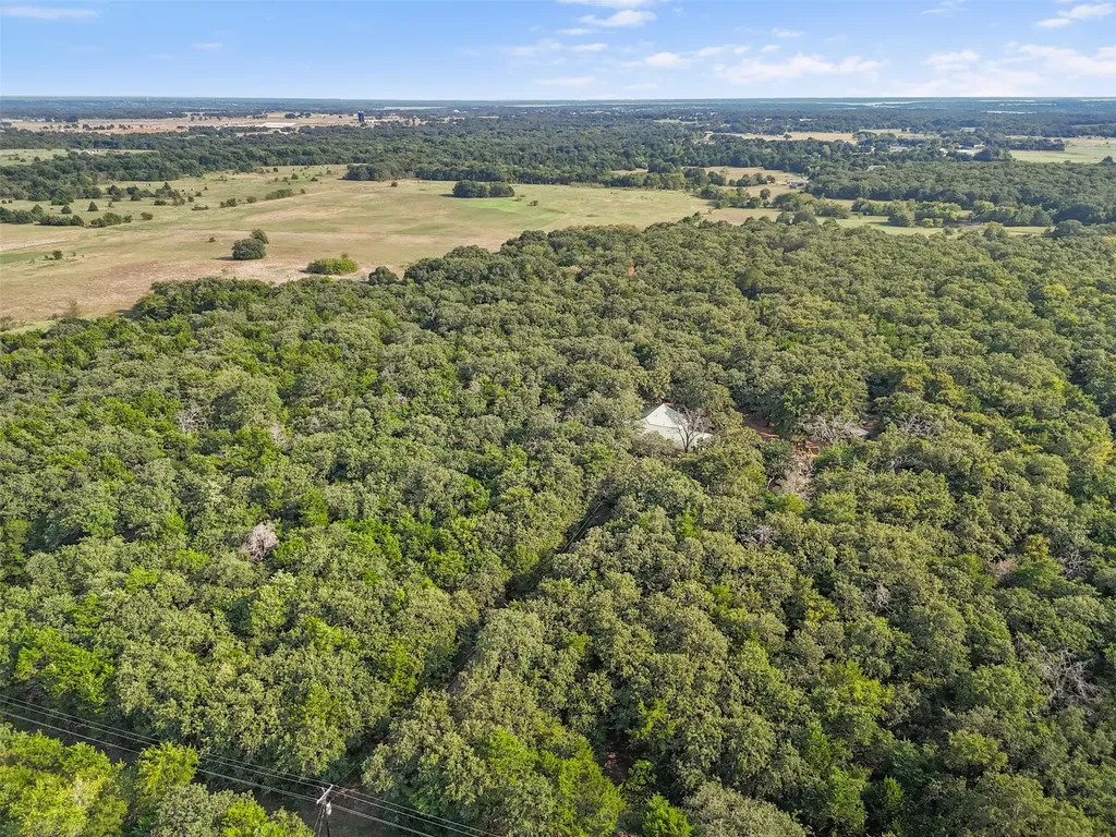 488 County Road 217 Collinsville TX 76233