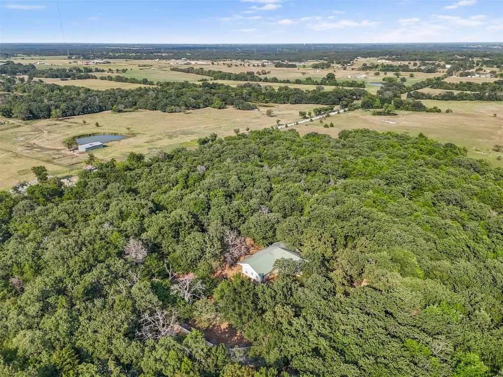 488 County Road 217 Collinsville TX 76233