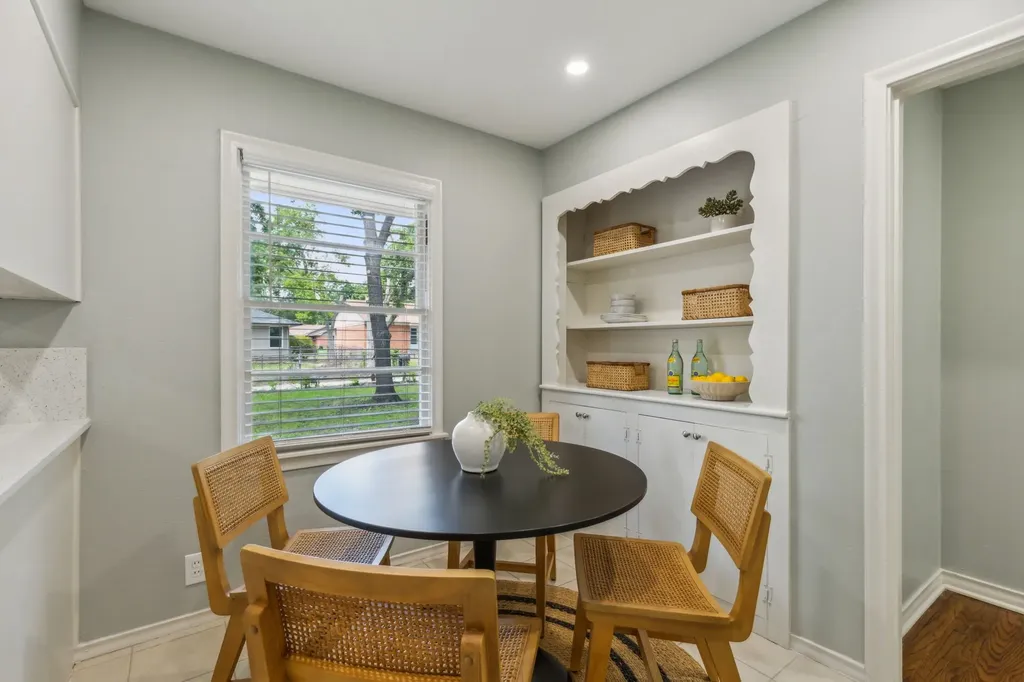 628 Ridgedale Drive Richardson TX 75080