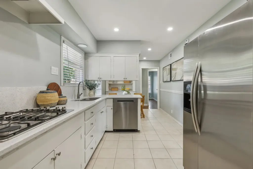 628 Ridgedale Drive Richardson TX 75080