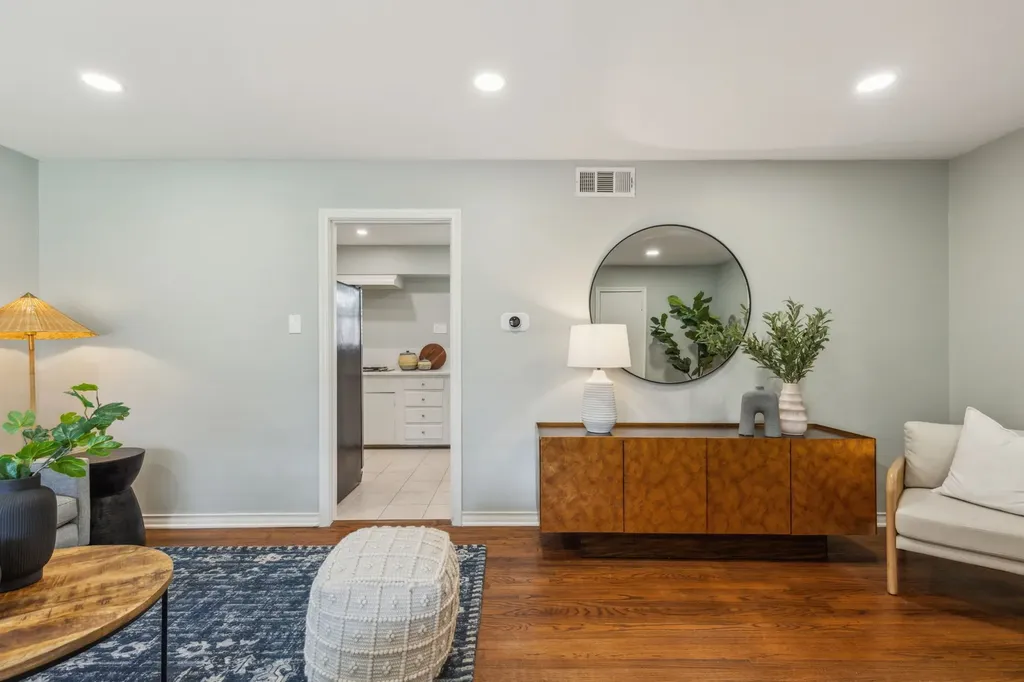 628 Ridgedale Drive Richardson TX 75080