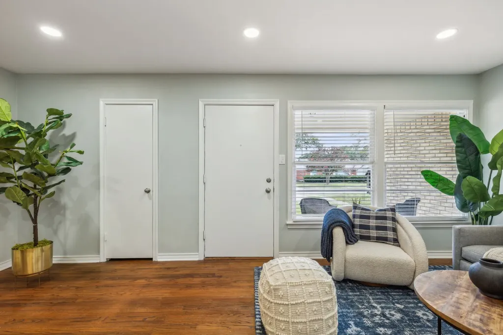 628 Ridgedale Drive Richardson TX 75080