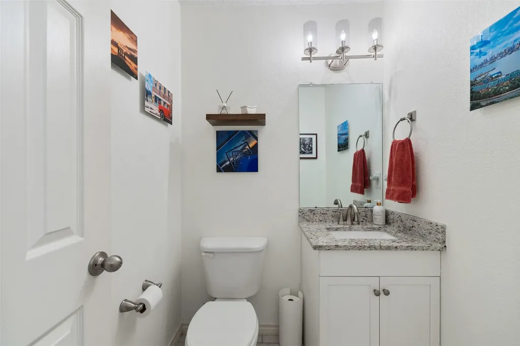 521 Palm Desert Drive Garland TX 75044