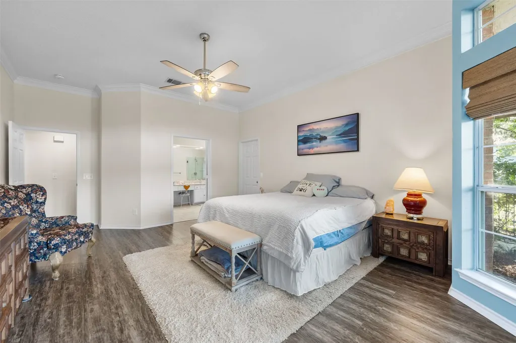 521 Palm Desert Drive Garland TX 75044