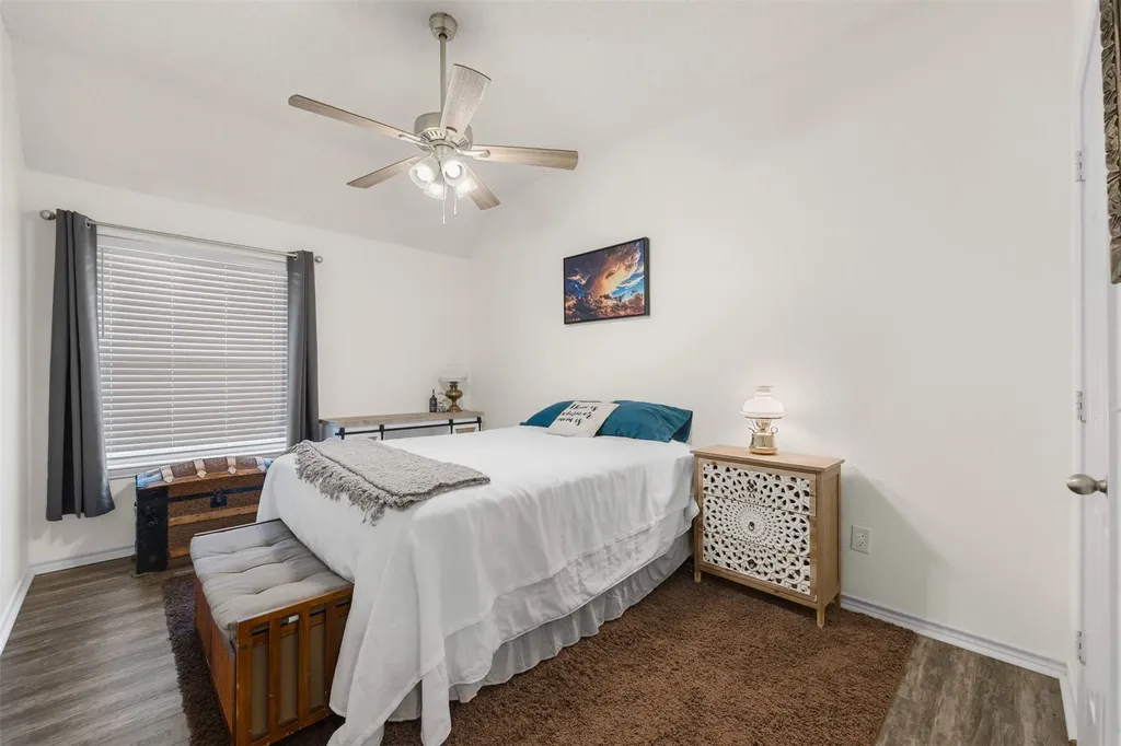 521 Palm Desert Drive Garland TX 75044