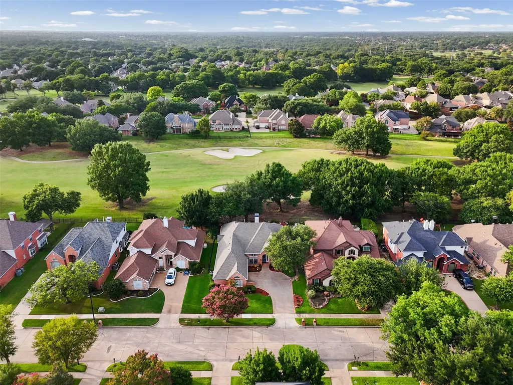 521 Palm Desert Drive Garland TX 75044