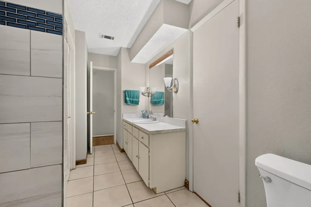 1514 Douglas Drive Garland TX 75041