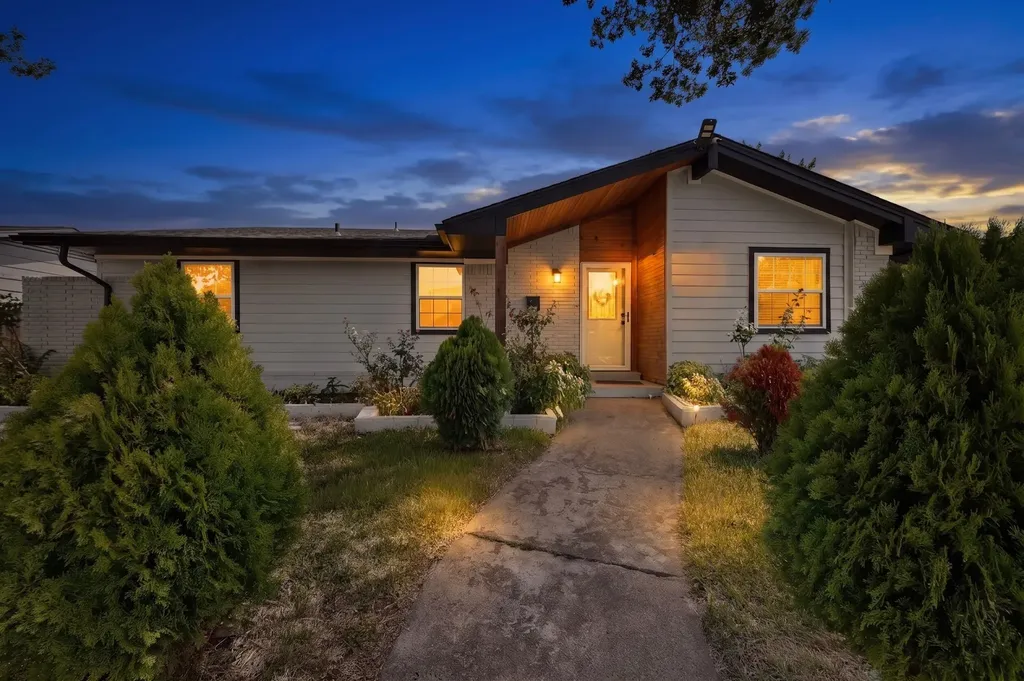 1514 Douglas Drive Garland TX 75041