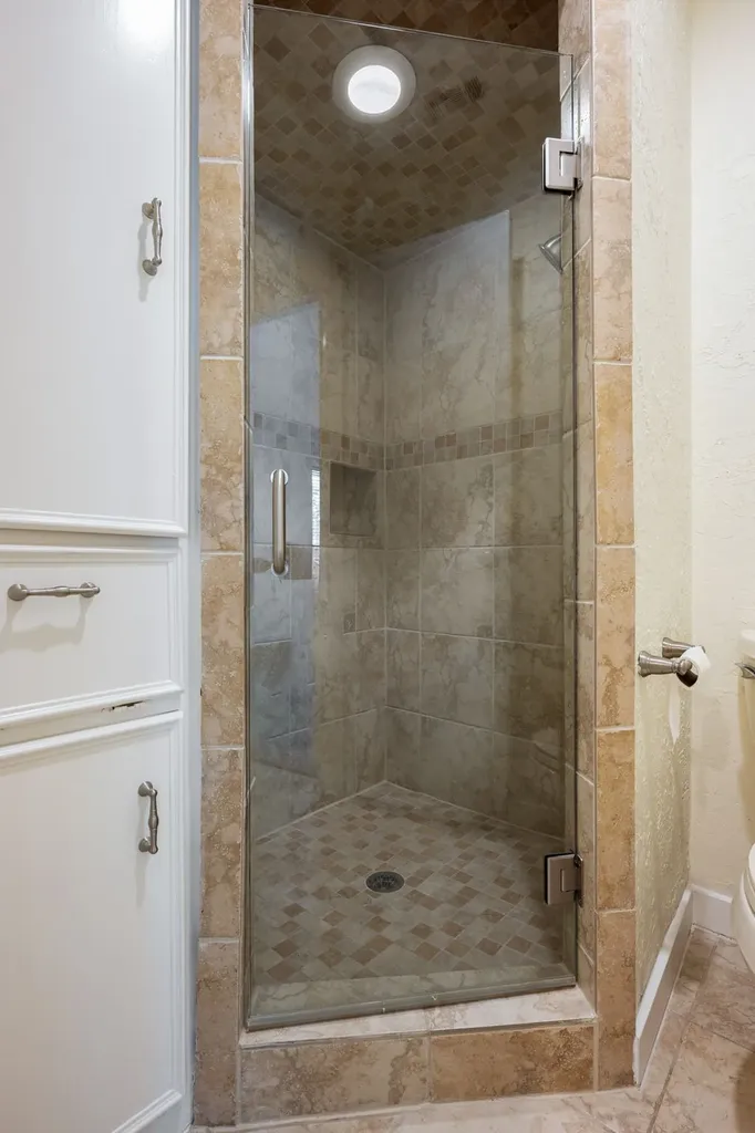 10521 Sandpiper Lane Dallas TX 75230