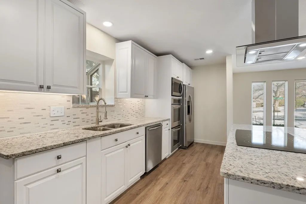 10521 Sandpiper Lane Dallas TX 75230