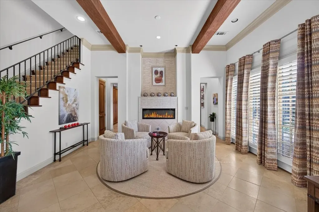 3700 Crestline Road Fort Worth TX 76107
