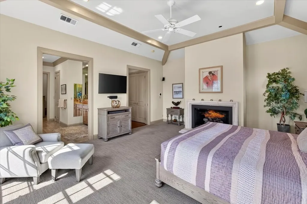 3700 Crestline Road Fort Worth TX 76107