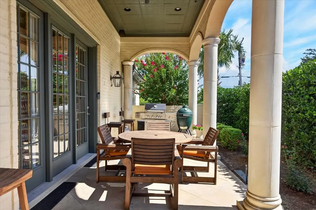 3700 Crestline Road Fort Worth TX 76107