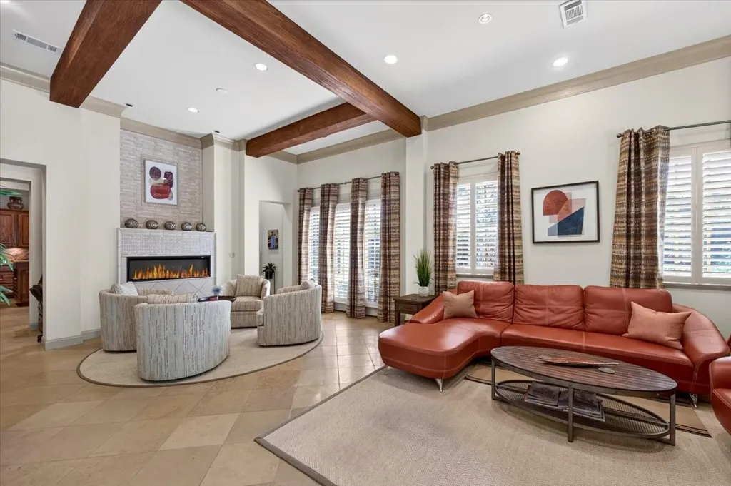 3700 Crestline Road Fort Worth TX 76107