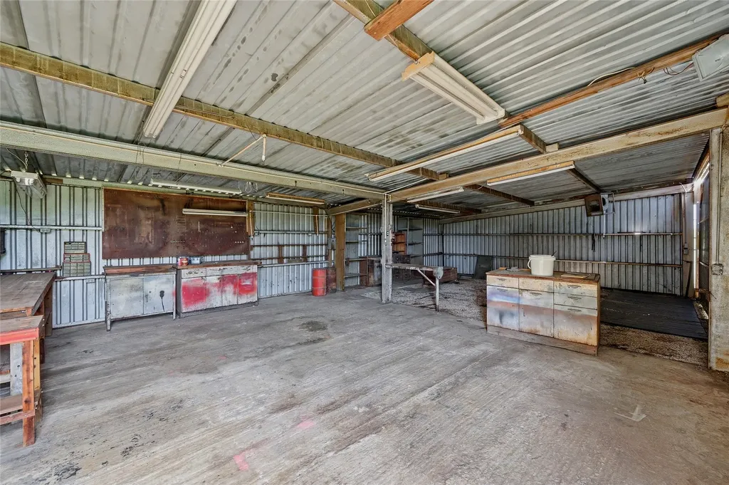 11138 Fm 901 Sadler TX 76264