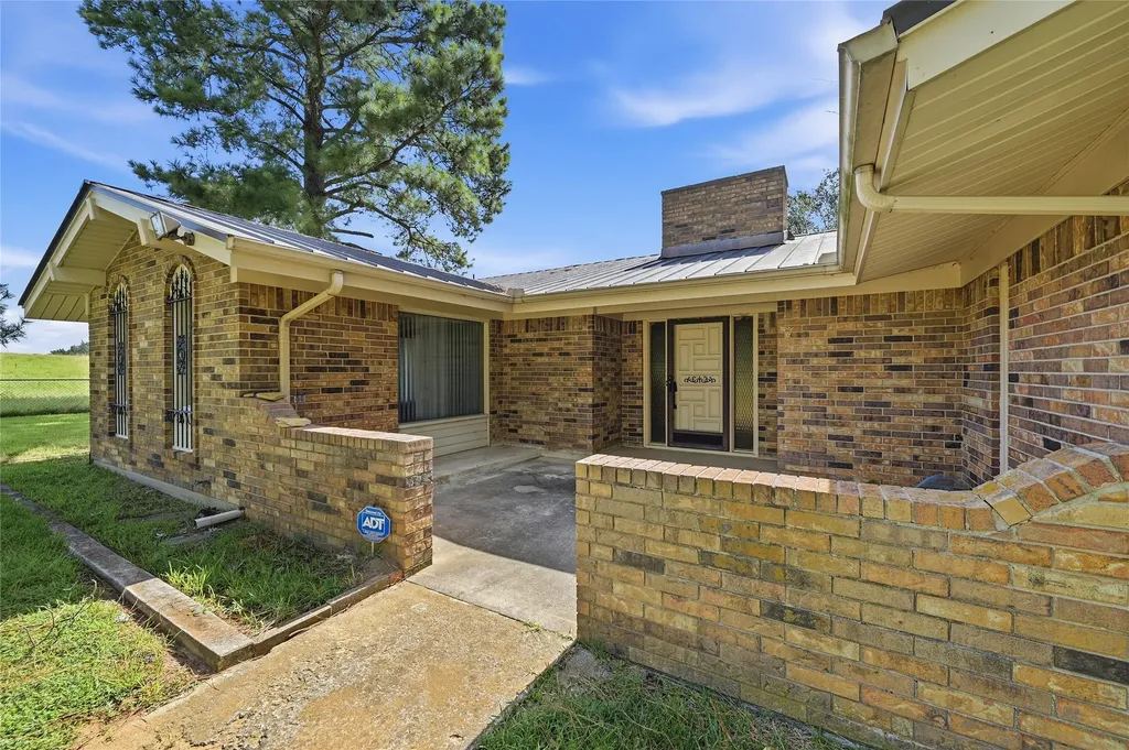11138 Fm 901 Sadler TX 76264