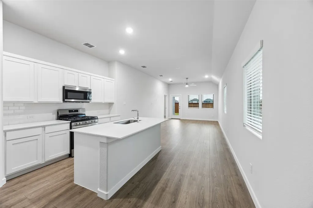 4202 Zoe Lane Farmersville TX 75442