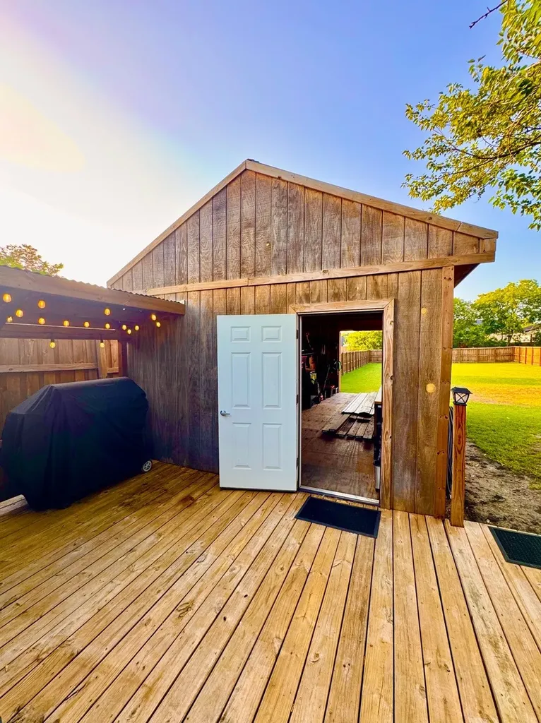 404 Neathery Street Farmersville TX 75442