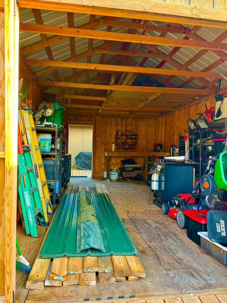 404 Neathery Street Farmersville TX 75442