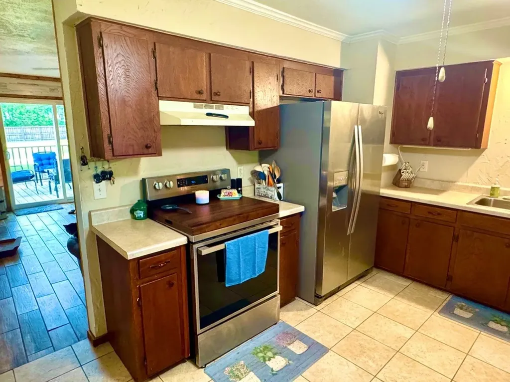 404 Neathery Street Farmersville TX 75442