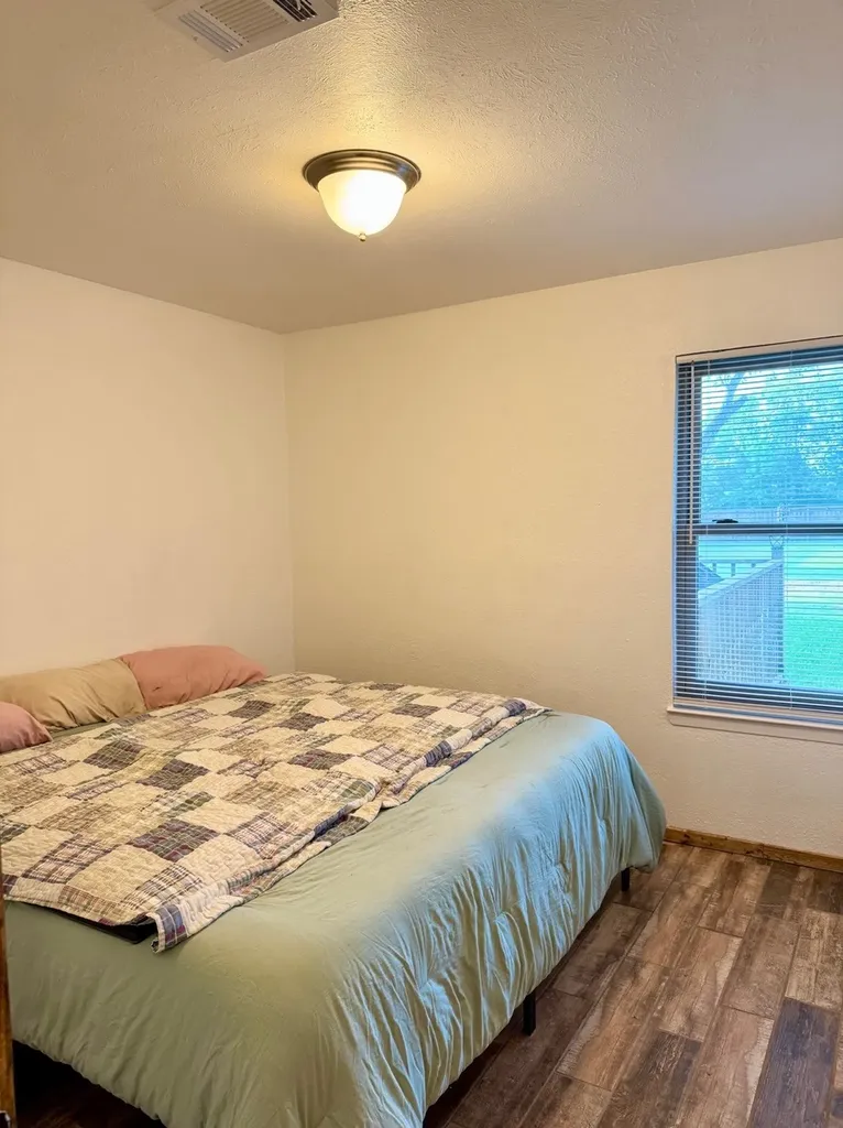 404 Neathery Street Farmersville TX 75442