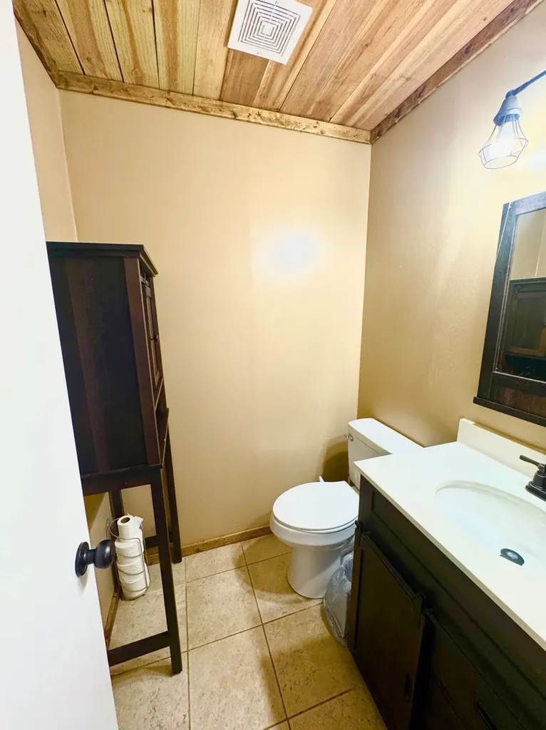 404 Neathery Street Farmersville TX 75442