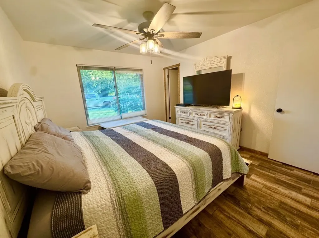 404 Neathery Street Farmersville TX 75442