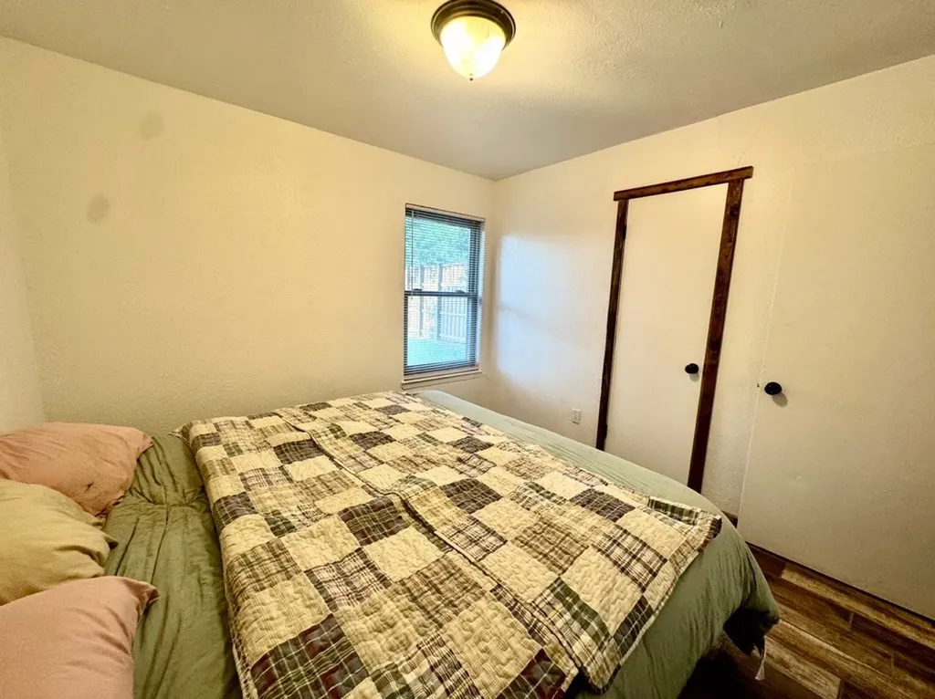 404 Neathery Street Farmersville TX 75442