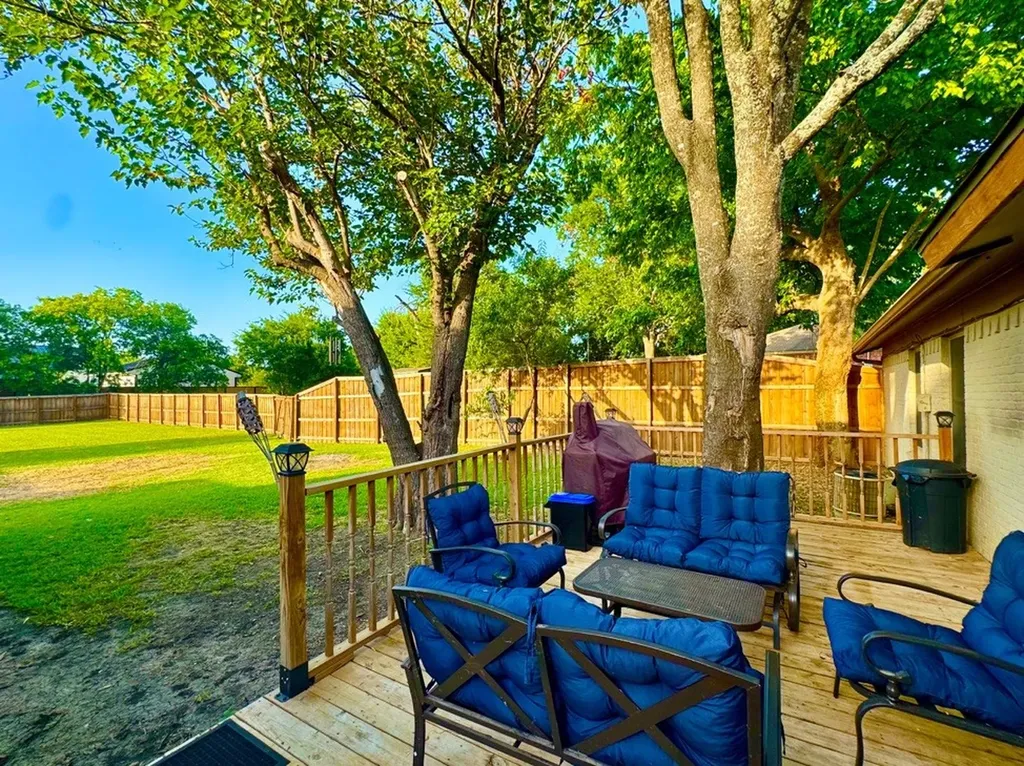 404 Neathery Street Farmersville TX 75442