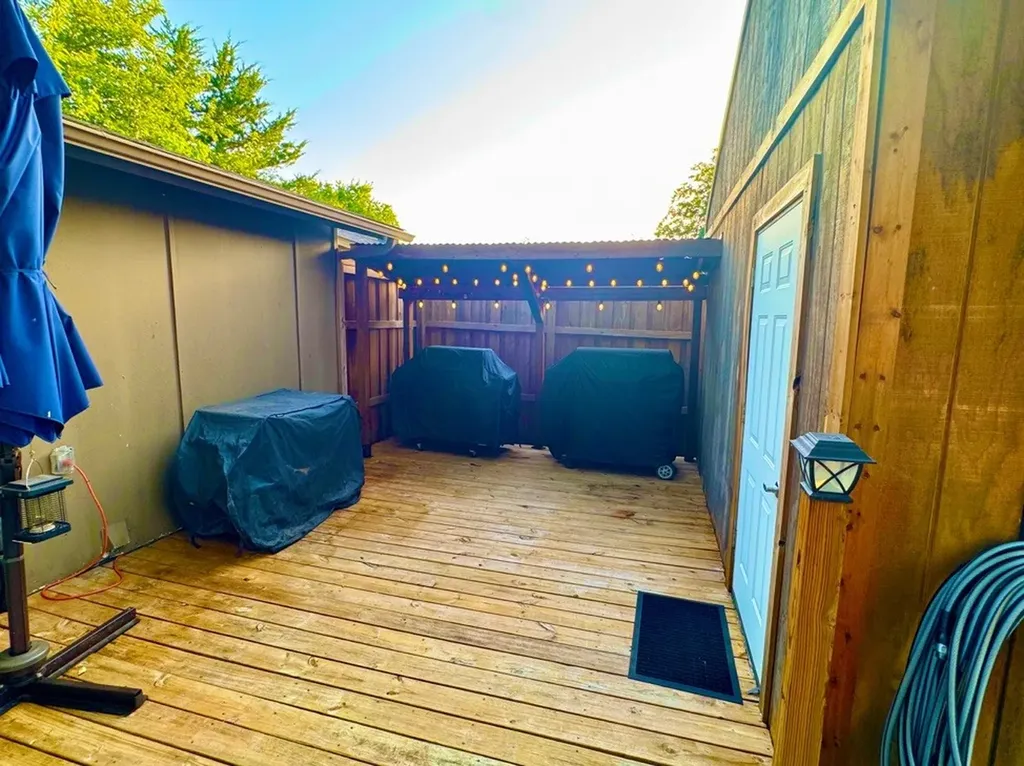 404 Neathery Street Farmersville TX 75442