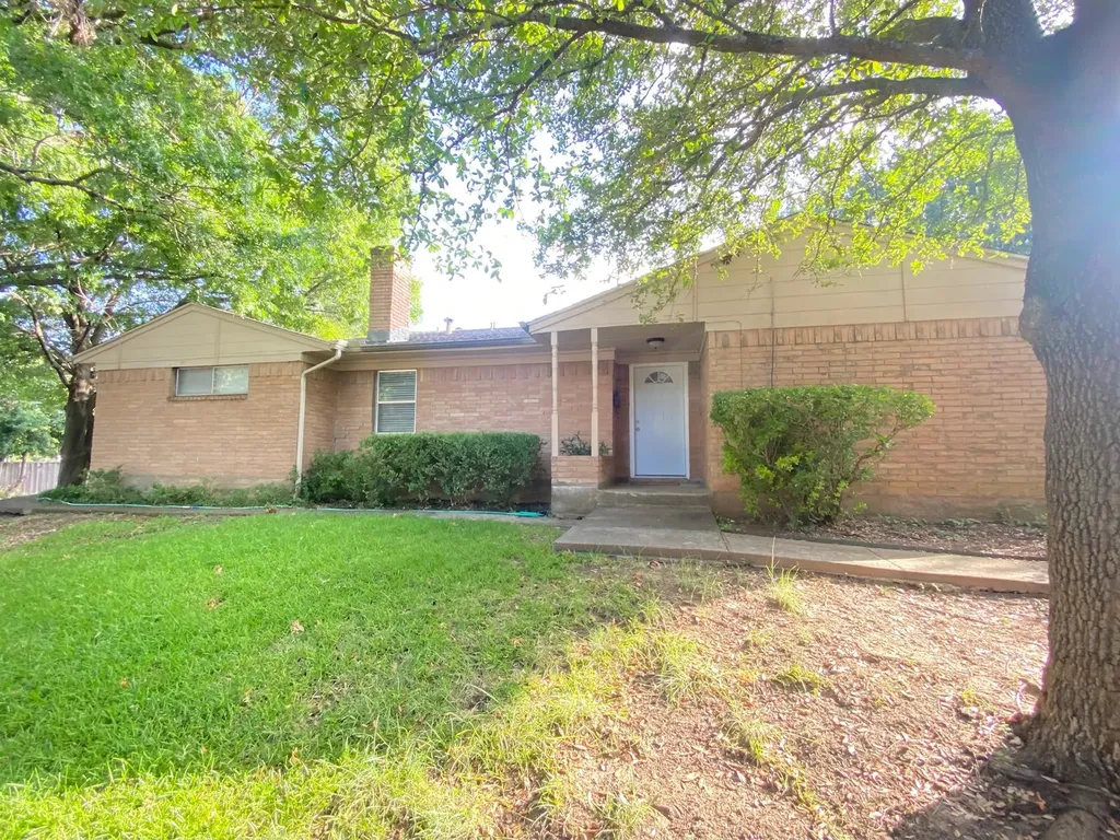 7404 Walling Lane Dallas TX 75231
