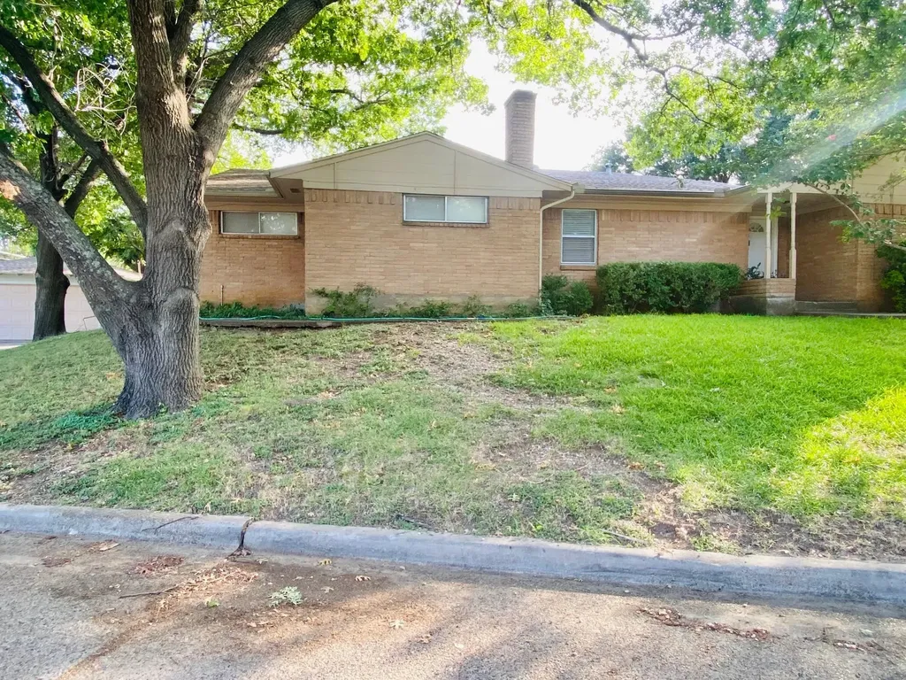 7404 Walling Lane Dallas TX 75231