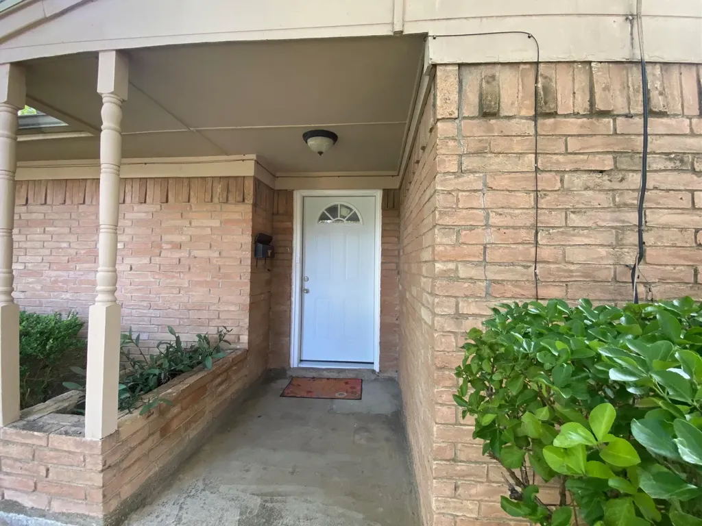 7404 Walling Lane Dallas TX 75231