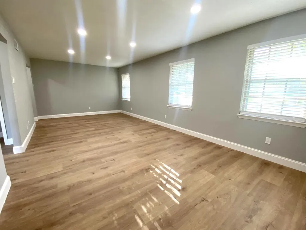 7404 Walling Lane Dallas TX 75231