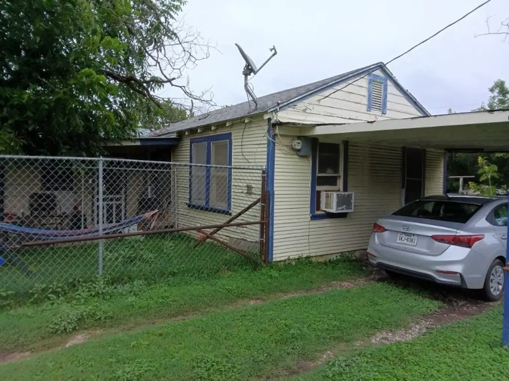 1609 Avenue B Brownwood TX 76801