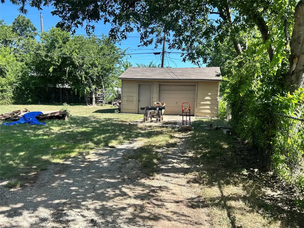8814 Spaugh Court White Settlement TX 76108