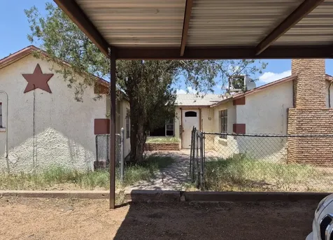 407 Travis Street Van Horn TX 79855