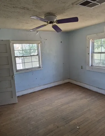 407 Travis Street Van Horn TX 79855